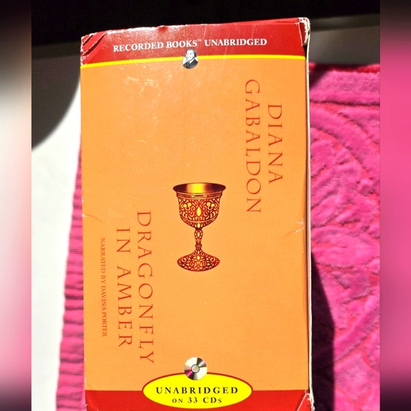 Dragonfly in Amber by Diana Gabaldon - Book on CD - Picture 4 of 4